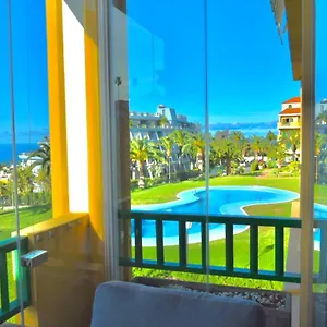 Vista Mar Azul Elegante Y Acogedor Apartamento